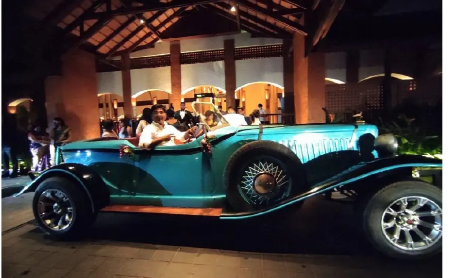 Turquoise Heritage Roadster available in Goa